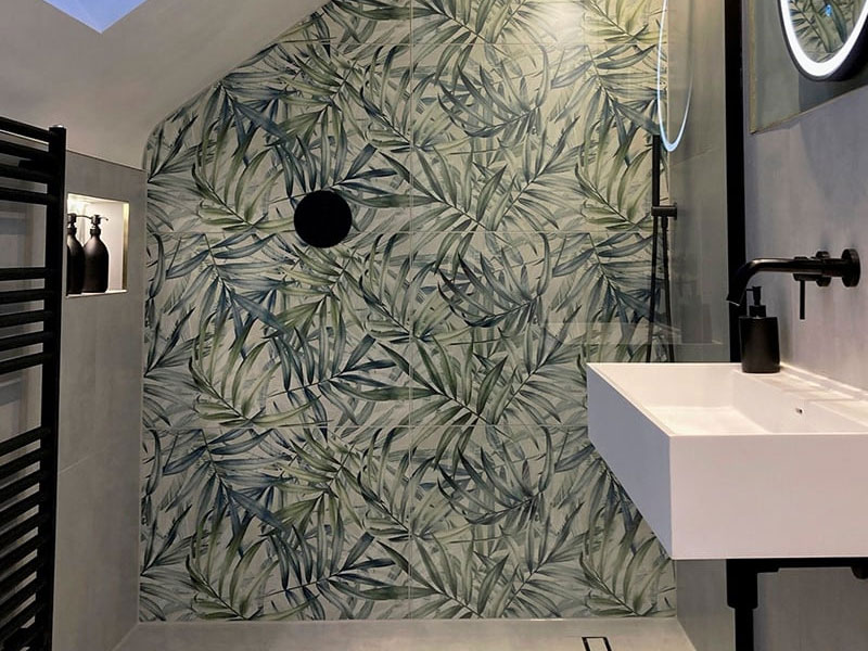 Feature Tiles